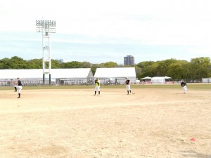 この日は大阪城公園で練習。