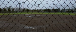 雨。