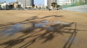 グラウンドぐちょぐちょやん。