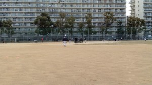 区民たちを蹴散らしてもらいました。