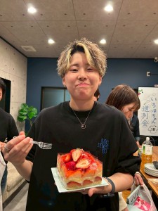 899C3E17-95E7-41DE-9555-B455D91211E3