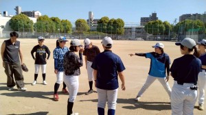 「なぎはらえ」ポーズで
