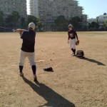 区民が乱入してくる。